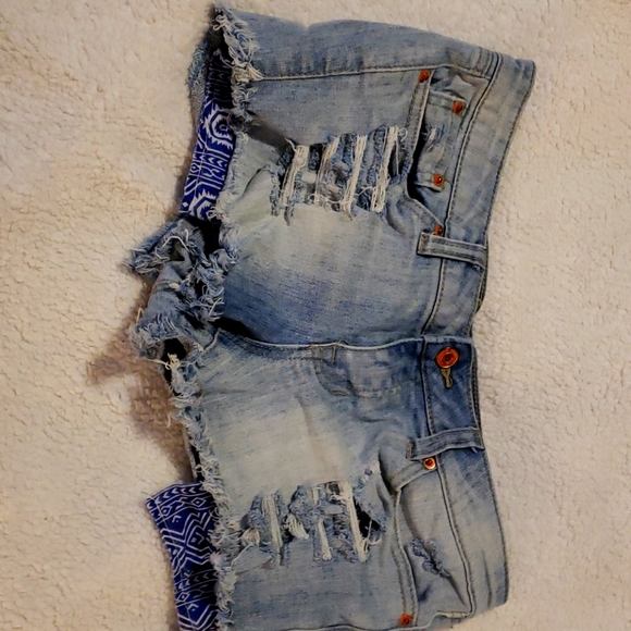 Shorts - Picture 1 of 2